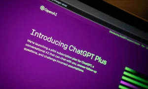 Introduction de ChatGPT Plus, une nouvelle IA conversationnelle pour discuter et répondre à vos questions.