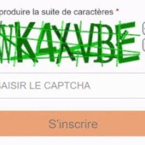 Captcha : Reproduire la séquence de caractères verte et déformée pour sécuriser l'accès.